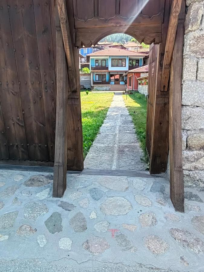 Къща Ради Koprivsjtitsa Exteriör bild